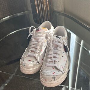 Nike White Sneakers with Multicolor Accents